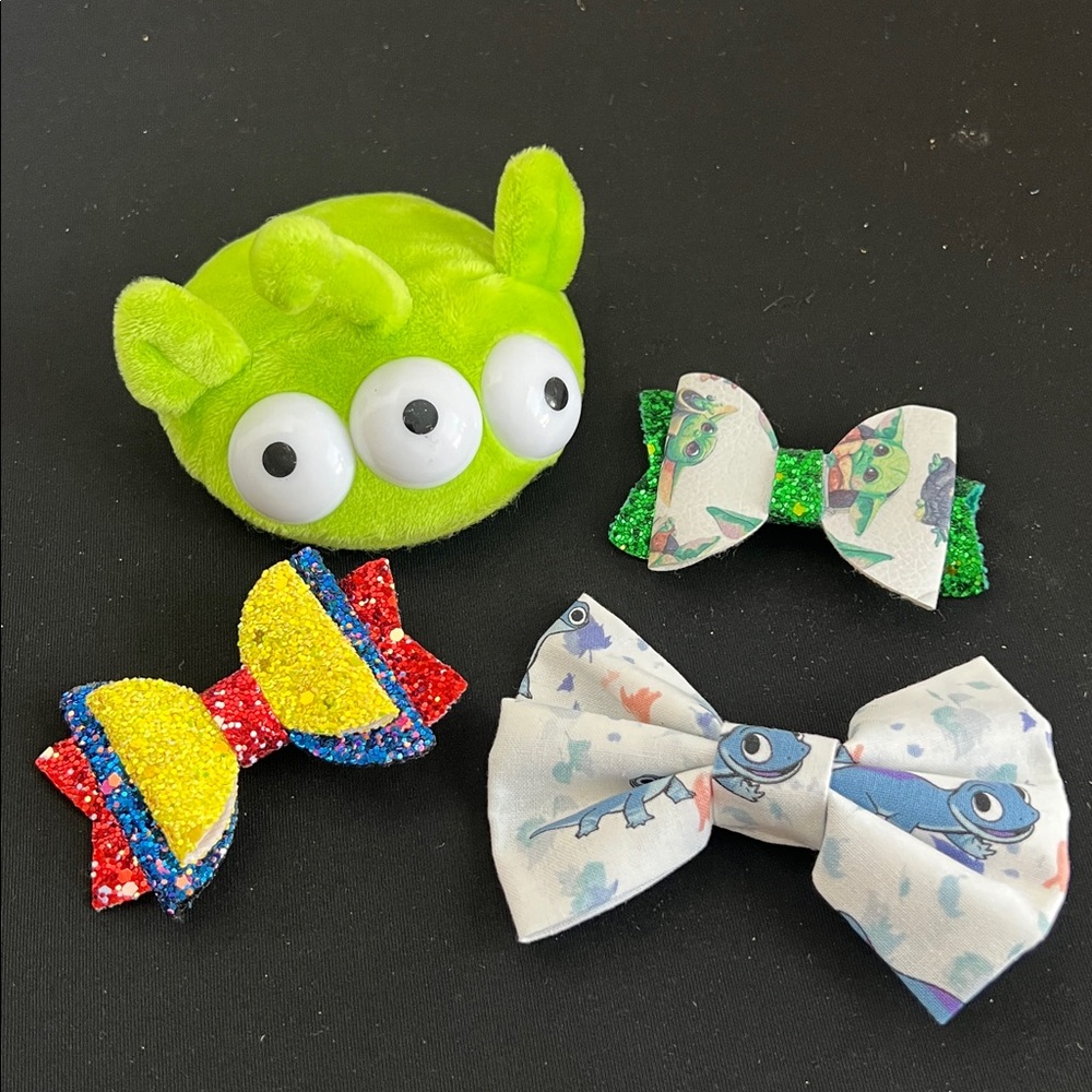 Lot of 4 Hair Bow Toy Story Alien Frozen Grogu Snow White Accessories